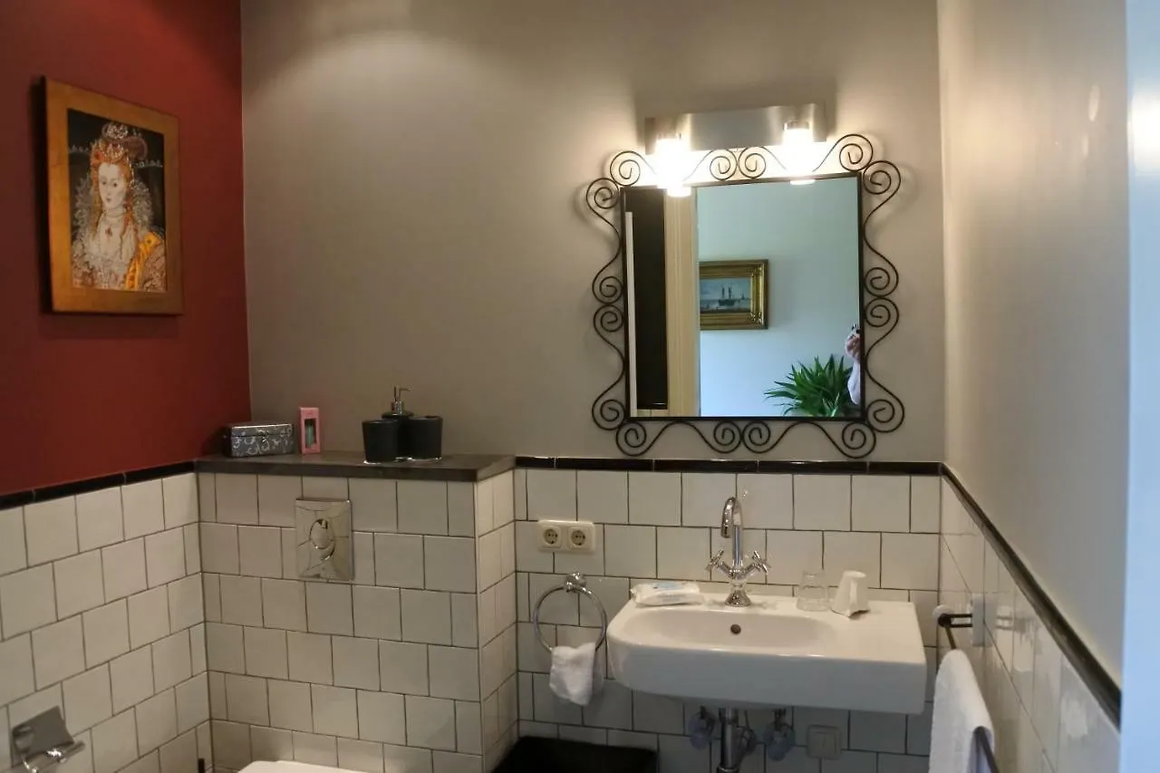 B & B Kasteelhoeve Borgharen - Maastricht Bed & Breakfast